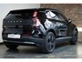 Volvo EX30 Cross Country Twin Motor Performance Ultra 69 kWh | 360º Parkeercamera | Panorama Dak | 22KW Boordlader | Elektrisch Verstelbare Voorstoelen | Audio by Harman Kardon | Keyless Entry | Extra Getint Glas Achter