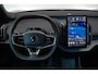 Volvo EX30 Cross Country Twin Motor Performance Ultra 69 kWh | 360º Parkeercamera | Panorama Dak | 22KW Boordlader | Elektrisch Verstelbare Voorstoelen | Audio by Harman Kardon | Keyless Entry | Extra Getint Glas Achter