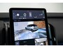 Volvo EX30 Cross Country Twin Motor Performance Ultra 69 kWh | 360º Parkeercamera | Panorama Dak | 22KW Boordlader | Elektrisch Verstelbare Voorstoelen | Audio by Harman Kardon | Keyless Entry | Extra Getint Glas Achter