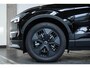 Volvo EX30 Cross Country Twin Motor Performance Ultra 69 kWh | 360º Parkeercamera | Panorama Dak | 22KW Boordlader | Elektrisch Verstelbare Voorstoelen | Audio by Harman Kardon | Keyless Entry | Extra Getint Glas Achter