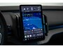 Volvo EX30 Cross Country Twin Motor Performance Ultra 69 kWh | 360º Parkeercamera | Panorama Dak | 22KW Boordlader | Elektrisch Verstelbare Voorstoelen | Audio by Harman Kardon | Keyless Entry | Extra Getint Glas Achter