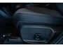 Volvo EX30 Cross Country Twin Motor Performance Ultra 69 kWh | 360º Parkeercamera | Panorama Dak | 22KW Boordlader | Elektrisch Verstelbare Voorstoelen | Audio by Harman Kardon | Keyless Entry | Extra Getint Glas Achter