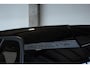 Volvo EX30 Cross Country Twin Motor Performance Ultra 69 kWh | 360º Parkeercamera | Panorama Dak | 22KW Boordlader | Elektrisch Verstelbare Voorstoelen | Audio by Harman Kardon | Keyless Entry | Extra Getint Glas Achter