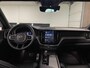 Volvo XC60 T6 AWD Recharge Plus Dark Long Range | Adaptieve Cruise Control | Stoel en Stuurwielverwarming | Parkeercamera | Pilot Assist | Bestuurdersstoel elektrisch geheugen | Contour Stoelen | Zitting verlenging voorstoelen | Schuifdak | Google Infotainment | 19 Inch | Keyless Drive | Parkeersensoren voor+achter | Elektrisch bedienbare achterklep | DAB Radio | Apple Carplay/Android Auto | Draadloos telefoon opladen | Volvo On Call met mobiele App functie |
