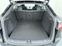 Tesla Model Y RWD LFP-Accu SOH 95% Warmtepomp Camera's Panoramadak Adap.Cruise Navi Autopilot Stoel+Stuur+Achterbank Verwarming Elek.Achterklep Dodehoek detector Draadloze telefoonlader Origineel Nederlandse Auto 1.600kg trekvermogen Tot 12-2032 Garantie op motor en Accu