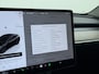 Tesla Model Y RWD LFP-Accu SOH 95% Warmtepomp Camera's Panoramadak Adap.Cruise Navi Autopilot Stoel+Stuur+Achterbank Verwarming Elek.Achterklep Dodehoek detector Draadloze telefoonlader Origineel Nederlandse Auto 1.600kg trekvermogen Tot 12-2032 Garantie op motor en Accu