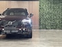 Volvo XC90 T8 AWD Recharge Ultra Dark Vol! | Luchtvering | Bowers & Wilkins | 455pk | Alcantara hemel | 360° Camera | Head-Up Display | Lederen zonnekleppen en handgrepen | Adaptieve Cruise Control | Stoelverwarming voor+achter | Stuurwielverwarming | 22 Inch | Schuifdak | Full LED Meesturende koplampen | Pilot Assist | BLIS Dode Hoek Detectie | Elektrische voorstoelen geheugen | Nordico Microtech Cardamom bekleding | Zitting verlenging voorstoelen | Lederen dashboard | Gelamineerde/geluidwerende zijruiten | Google Infotainment | Keyless Drive | Parkeersensoren voor en achter | Privacy Glass | Elektrisch bedienbare achterklep | Geïntegreerd kinderzitje achterin | Geïntegreerde zongordijnen achterportieren | 7-Persoons | 4-Zone Climate Control | Verlichte instaplijsten | 4-Spaaks Sportstuurwiel | Draadloos telefoon opladen | DAB Radio | Apple Carplay/Android Auto | Alarm Klasse III | Volvo On Call met mobiele App functie | Mulberry Red Metallic |