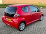 Toyota Aygo 1.0-12V Dynamic! Nieuwe APK! Airco l Camera l Elek pakket l LMV ALL SEASON BANDEN! TOPSTAAT!
