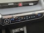 Hyundai Ioniq 5 Style 73kWh Automaat / Accu SOH 100% / Fabrieksgarantie tot 10-2026 / 8 jaar Batterijgarantie  / WLTP 481 km / Warmtepomp / Trekgewicht 1.600 kg / Trekhaak afneembaar / Achteruitrijcamera / Adaptief CC /