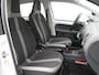 Volkswagen Up! 1.0 BMT high up! Stoelverwarming - Cruise control - PDC - LM-velgen - Climatronic