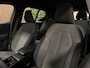 Volvo XC40 2.0 B4 Plus Dark Trekhaak | All Season banden | Harman Kardon | Bestuurdersstoel elektrisch geheugen | Adaptieve Cruise Control | Stoel en Stuurwielverwarming | Google Infotainment | Parkeercamera | Pilot Assist | BLIS Dode Hoek Detectie | Keyless Drive | Parkeersensoren voor+achter | Passagiersstoel elektrisch | Elektrisch bedienbare achterklep | 18 Inch | Zitting verlenging voorstoelen | DAB Radio | Apple Carplay/Android Auto | Draadloos telefoon opladen | Volvo On Call met mobiele App functie | Fjord Blue Metallic |