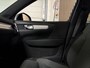 Volvo XC40 T4 Recharge Inscription | MY23 | All Season banden | Stoel en Stuurwielverwarming | Parkeercamera | Keyless Drive | Parkeersensoren voor+achter | 18 Inch | Cruise Control | Elektrisch bedienbare achterklep | Zitting velrenging voorstoelen | Climate Control L+R | DAB Radio | Apple Carplay/Android Auto | Draadloos telefoon opladen | Volvo On Call met mobiele App functie |