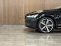 Volvo V60 T8 AWD Recharge Ultimate Ultra Dark | Full Option! | Bowers & Wilkins | Trekhaak | Stoelventilatie | 455pk | 360° Camera | Head-Up Display | Stoelmassage | Schuifdak | Adaptieve Cruise Control | Stoelverwarming voor+achter | Stuurwielverwarming | Full LED Meesturende koplampen | Pilot Assist | BLIS Dode Hoek Detectie | Gelamineerde/geluidwerende zijruiten | Elektrische voorstoelen geheugen | Nappa Lederen bekleding | Zitting verlenging voorstoelen | Lederen Dashboard | 19 Inch | Google Infotainment | Keyless Drive | Parkeersensoren voor+achter | Privacy Glass | Elektrisch bedienbare achterklep | Black Pack logo's voor en achter zwart | DAB Radio | Apple Carplay/Android Auto | Alarm Klasse III | Volvo On Call met mobiele App functie | Onyx Black Metallic |