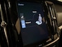 Volvo V90 T6 AWD Recharge R-Design Schuifdak | Head-Up Display | Adaptieve Cruise Control | Standkachel met Volvo On Call App | Stoelverwarming voor+achter | Stuurwielverwarming | Full LED Meesturende koplampen | Pilot Assist | Parkeercamera | 19 Inch | Elektrische voorstoelen geheugen | Lederen bekleding | Zitting verlenging voorstoelen | Keyless Drive | Parkeersensoren voor+achter | Privacy Glass | Elektrisch bedienbare achterklep | Geïntegreerde zongordijnen achterportieren | Verlichte instaplijsten | Alarm Klasse III | DAB Radio | Apple Carplay/Android Auto | Onyx Black Metallic |