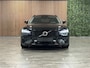 Volvo V90 T6 AWD Recharge R-Design Schuifdak | Head-Up Display | Adaptieve Cruise Control | Standkachel met Volvo On Call App | Stoelverwarming voor+achter | Stuurwielverwarming | Full LED Meesturende koplampen | Pilot Assist | Parkeercamera | 19 Inch | Elektrische voorstoelen geheugen | Lederen bekleding | Zitting verlenging voorstoelen | Keyless Drive | Parkeersensoren voor+achter | Privacy Glass | Elektrisch bedienbare achterklep | Geïntegreerde zongordijnen achterportieren | Verlichte instaplijsten | Alarm Klasse III | DAB Radio | Apple Carplay/Android Auto | Onyx Black Metallic |