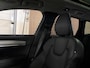 Volvo V90 T6 AWD Recharge R-Design Schuifdak | Head-Up Display | Adaptieve Cruise Control | Standkachel met Volvo On Call App | Stoelverwarming voor+achter | Stuurwielverwarming | Full LED Meesturende koplampen | Pilot Assist | Parkeercamera | 19 Inch | Elektrische voorstoelen geheugen | Lederen bekleding | Zitting verlenging voorstoelen | Keyless Drive | Parkeersensoren voor+achter | Privacy Glass | Elektrisch bedienbare achterklep | Geïntegreerde zongordijnen achterportieren | Verlichte instaplijsten | Alarm Klasse III | DAB Radio | Apple Carplay/Android Auto | Onyx Black Metallic |