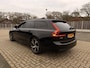 Volvo V90 2.0 T6 AWD R-Design (NL-Auto / Pano / H&K / Head-Up)