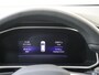 Volkswagen T-Roc 1.5 TSI R-Line | Trekhaak | Parkeerassistent | Adaptieve cruise control | Navigatie | Stoelverwarming | Achteruitrijcamera | LED Plus verlichting |