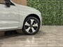Volvo XC60 2.0 T6 Plug-in hybrid AWD Plus Dark Trekhaak | 360° Camera | All Season banden | Adaptieve Cruise Control | Stoelverwarming voor+achter | Stuurwielverwarming | Pilot Assist | BLIS Dode Hoek Detectie | Elektrische voorstoelen geheugen | Lederen bekleding | Zitting verlenging voorstoelen | Schuifdak | 19 Inch | Google Infotainment | Keyless Drive | Parkeersensoren voor+achter | Elektrisch bedienbare achterklep | DAB Radio | Apple Carplay/Android Auto | Draadloos telefoon opladen | Volvo On Call met mobiele App functie | Vapour Grey Metallic |