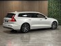 Volvo V60 T6 AWD Recharge Inscription Trekhaak | 360° Camera | Harman Kardon | Adaptieve Cruise Control | Standkachel met Volvo On Call App | Stoelverwarming voor+achter | Stuurwielverwarming | Full LED Meesturende koplampen | Pilot Assist | BLIS Dode Hoek Detectie | Elektrische voorstoelen geheugen | Lederen bekleding | Zitting verlenging voorstoelen | Gelamineerde/geluidwerende zijruiten | 18 Inch | Keyless Drive | Parkeersensoren voor+achter | Privacy Glass | Elektrisch bedienbare achterklep | DAB Radio | Apple Carplay/Android Auto | Bright Silver Metallic |