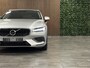 Volvo V60 T6 AWD Recharge Inscription Trekhaak | 360° Camera | Harman Kardon | Adaptieve Cruise Control | Standkachel met Volvo On Call App | Stoelverwarming voor+achter | Stuurwielverwarming | Full LED Meesturende koplampen | Pilot Assist | BLIS Dode Hoek Detectie | Elektrische voorstoelen geheugen | Lederen bekleding | Zitting verlenging voorstoelen | Gelamineerde/geluidwerende zijruiten | 18 Inch | Keyless Drive | Parkeersensoren voor+achter | Privacy Glass | Elektrisch bedienbare achterklep | DAB Radio | Apple Carplay/Android Auto | Bright Silver Metallic |