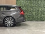 Volvo V60 2.0 T6 Plug-in hybrid AWD Essential Bright Trekhaak | All Season banden | Lederen bekleding | Adaptieve Cruise Control | Stoelverwarming voor+achter | Stuurwielverwarming | Parkeercamera | 350pk | Pilot Assist | BLIS Dode Hoek Detectie | 18 Inch | Google Infotainment | DAB Radio | Apple Carplay/Android Auto | Parkeersensoren voor+achter | Automatisch dimmende binnen en buitenspiegels | Elektrisch verstelbare lendesteunen | Volvo On Call met mobiele App functie | Platinum Grey Metallic |