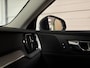 Volvo V60 2.0 T6 Plug-in hybrid AWD Essential Bright Trekhaak | All Season banden | Lederen bekleding | Adaptieve Cruise Control | Stoelverwarming voor+achter | Stuurwielverwarming | Parkeercamera | 350pk | Pilot Assist | BLIS Dode Hoek Detectie | 18 Inch | Google Infotainment | DAB Radio | Apple Carplay/Android Auto | Parkeersensoren voor+achter | Automatisch dimmende binnen en buitenspiegels | Elektrisch verstelbare lendesteunen | Volvo On Call met mobiele App functie | Platinum Grey Metallic |