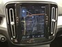 Volvo XC40 1.5 T2 Business Pro | Adaptieve Cruise Control | Stoel-/Stuurverwarming | Parkeercamera | Dodehoek Detectie | Uitschuifbare beensteunen | Navigatie | Apple CarPlay & Android Auto |
