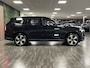 Volvo EX90 Single Motor Fiscaal: 88.245,- | Trekhaak | 360° 3D Camera | Adaptieve Cruise Control | Stoelverwarming | Pilot Assist | Panoramadak | Voorstoelen elektrisch geheugen | Nordico Microtech bekleding | Zitting verlenging voorstoelen | Lederlook dashboard | Keyless Drive | Parkeersensoren voor+achter | Google Infotainment | 20 Inch | Geïntegreerd kinderzitje achterin | 7-Persoons | 4-Zone Climate Control | DAB Radio | Elektrisch bedienbare achterklep | Warmtepomp | 104 kWh | Alarm Klasse III | Apple Carplay/Android Auto | Volvo On Call met mobiele App functie en Pre-Conditioning | Onyx Black Metallic |