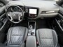 Mitsubishi Outlander 2.4 PLUG-IN HYBRID 4WD S-AWC Instyle Automaat / Fabrieksgarantie tot 02-2030 <100.00km** / Zeer weinig km / Afn. trekhaak 1.500 kg / Schuifdak / Navigatie / Premium Sound System / Stuur- en stoelverwarming / Adaptieve CC / Apple Carplay Adroid / 18" LM wielen .