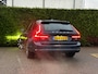 Volvo V90 T8 Plug-in hybrid AWD Ultra Dark | Harman/Kardon | Trekhaak | Panoramadak |