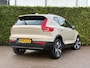 Volvo XC40 B4 Plus Dark | Harman/Kardon | Trekhaak | Elektrisch Verstelbare stoelen |