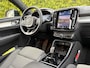 Volvo XC40 B4 Plus Dark | Harman/Kardon | Trekhaak | Elektrisch Verstelbare stoelen |