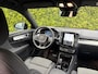 Volvo XC40 B4 Plus Dark | Harman/Kardon | Trekhaak | Elektrische Verstelbare stoelen |