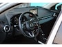 Mazda 2 1.5 Skyactiv-G Luxury Cruise LED CarPlay Stoelverw.