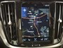 Volvo V60 Cross Country 2.0 T5 AWD Pro | Adaptieve Cruise Control | Panoramadak | Parkeercamera | Stoelverwarming | Elektr. Achterklep | Elektr. Verstelb. Stoelen met Geheugen |