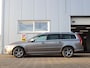 Volvo V70 2.4 D5 Summum / trekhaak / Dynaudio / DVD schermen achterbank