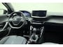 Peugeot 2008 1.2 PureTech 100pk Allure | Navigatie | Camera | Full LED | Apple Carplay/Android Auto | Parkeersensoren voor & achter | 17'' LM Velgen