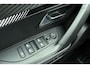 Peugeot 2008 1.2 PureTech 100pk Allure | Navigatie | Camera | Full LED | Apple Carplay/Android Auto | Parkeersensoren voor & achter | 17'' LM Velgen