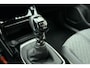 Peugeot 2008 1.2 PureTech 100pk Allure | Navigatie | Camera | Full LED | Apple Carplay/Android Auto | Parkeersensoren voor & achter | 17'' LM Velgen