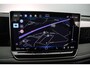 Volkswagen Tiguan R-Line Edition 1.5 TSI eHybrid 272pk DSG Automaat Trekhaak, Navigatie, Achteruitrijcamera, Elektrische achterklep, Adaptive cruise control