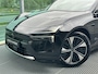 Polestar 4 Long Range Single motor 100 kWh / Pano. dak / Elek. verstelbare voor+achterstoelen / Voor+achterstoelen verwarmd / Harman Kardon / 360 camera /