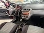 Fiat Punto Grande 1.4-16V Edizione Lusso / NIEUWE APK / AIRCO / RIJDT SCHAKELT GOED