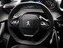 Peugeot 2008 1.2 PureTech Active Deluxe (APPLE CARPLAY,LED,COMFORT-STOELEN,CRUISE,CAMERA,PARKEERSENSOR,NIEUWE APK,TREKHAAK)