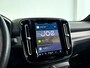 Volvo XC40 P8 AWD R-Design | Parkeercamera | Stoel- en Stuurverwarming | Trekhaak