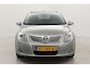 Toyota Avensis Wagon 1.8 VVTi Panoramic Business Special | Panoramadak | Navigatie | Keyless | Cruise Control | Clima | Parkeersensoren achter | 17 inch