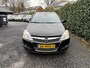 Opel Astra Wagon 1.6 Cosmo Automaat | Navi | Autom. Airco | Cruise Control | LMV | PDC | Trekhaak | Privacy Glass | Nieuwe APK