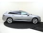 Volkswagen Arteon Shooting Brake 1.4 TSI eHybrid R-Line Business | SoH 95% | Panoramadak | Trekhaak | Adaptieve demping systeem | Head-up display | 3-zone airco | Dodehoek detectie | Keyless | Adaptieve cruise control |