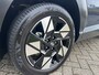 Hyundai Kona 1.6 GDI 141pk HEV Comfort Smart | Camera | Draadloos carplay | Climate control | Adaptive cruise control | Dodehoekdetectie | Elektrische achterklep | Full Led koplampen | 18'' velgen | Stuurverwarming | Stoelverwarming