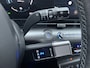 Hyundai Kona 1.6 GDI 141pk HEV Comfort Smart | Camera | Draadloos carplay | Climate control | Adaptive cruise control | Dodehoekdetectie | Elektrische achterklep | Full Led koplampen | 18'' velgen | Stuurverwarming | Stoelverwarming